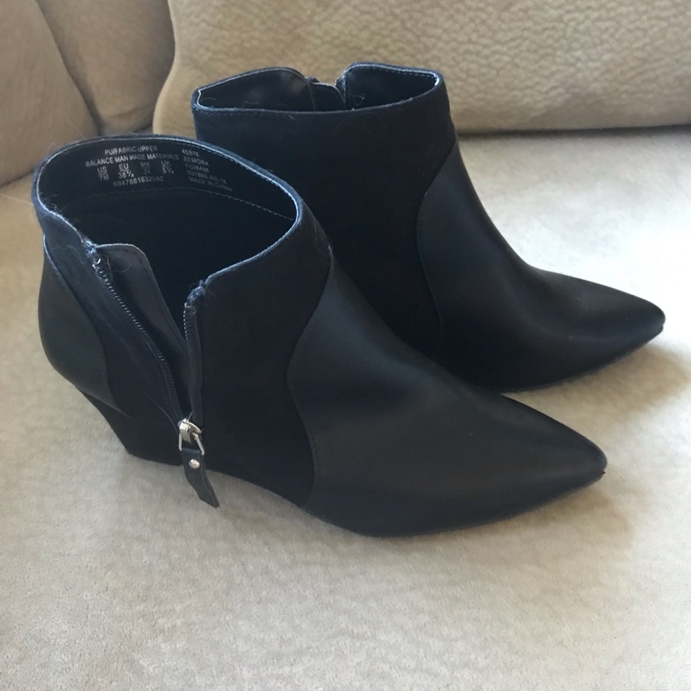 Women’s shoes